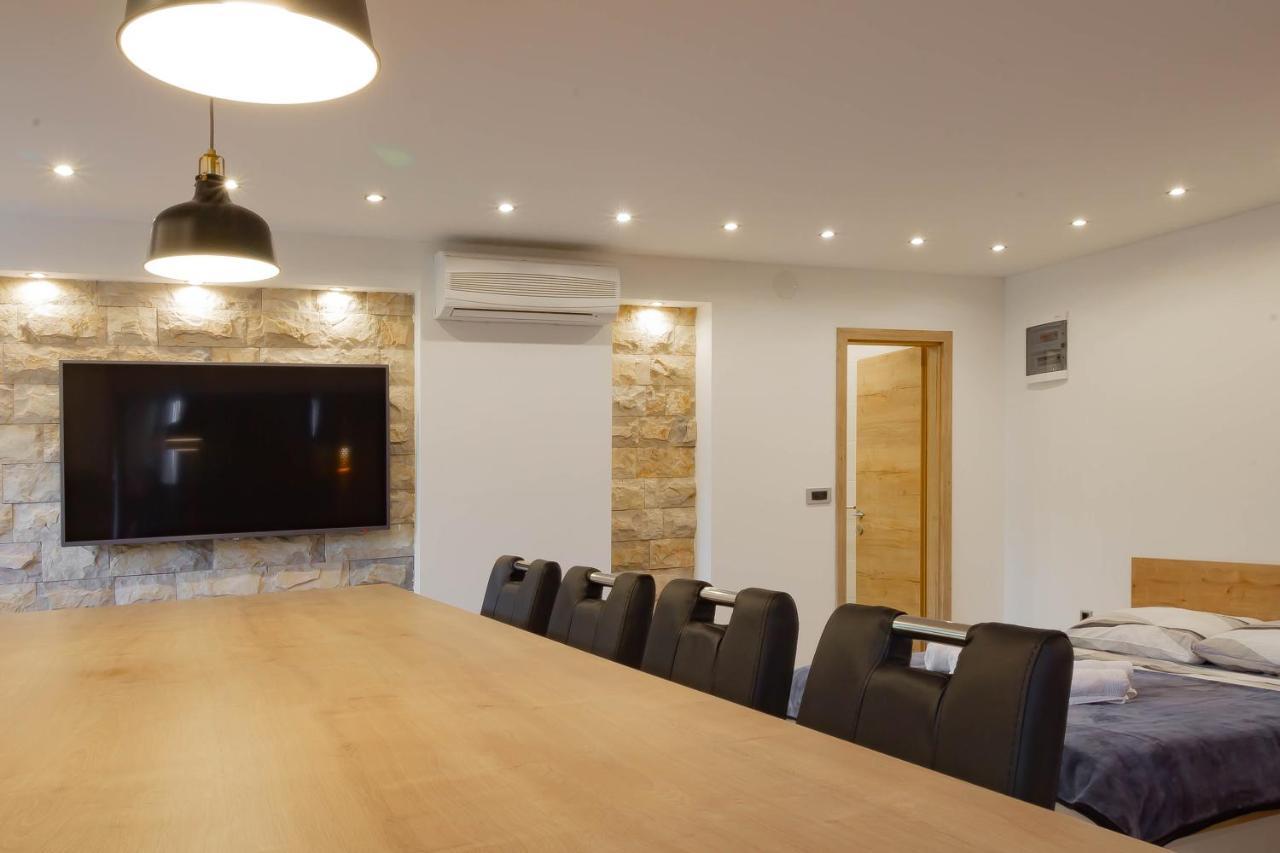 Apartments Marinici Rijeka - With Private Parking 외부 사진